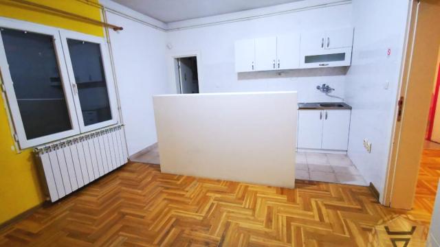 Kuća, Izdavanje, 520m2, Medaković 3, Voždovac, Čedomilja Mitrovića