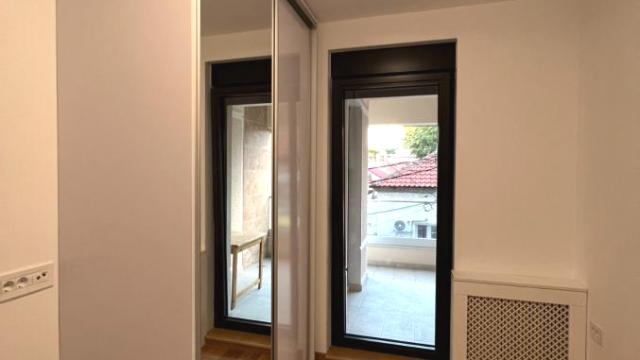 Stan, Dvosoban, Izdavanje, 50m2, Crveni krst, Vračar, Branka Krsmanovica