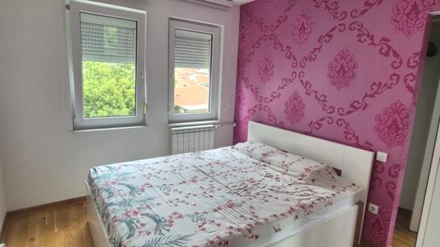 Stan, Dvoiposoban, Izdavanje, 70m2, Južni bulevar, Vračar, Jadranska