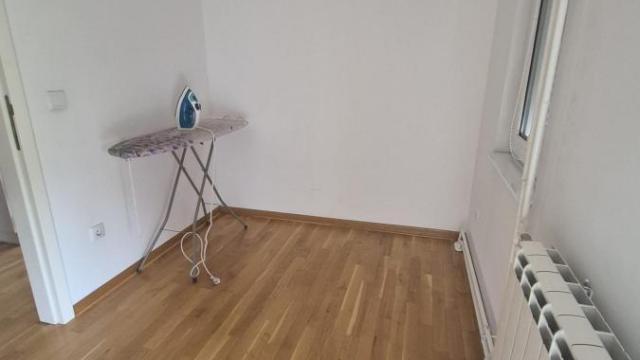 Stan, Dvoiposoban, Izdavanje, 70m2, Južni bulevar, Vračar, Jadranska