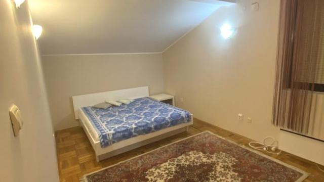 Stan, Trosoban, Izdavanje, 85m2, Cvetkova pijaca, Zvezdara, Bukureska