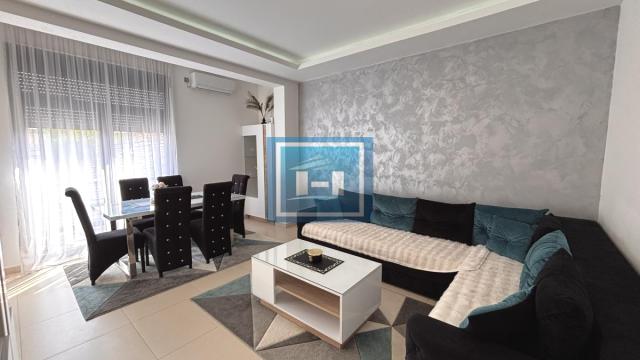 Stan, Trosoban, Prodaja, 68m2, Centar, Gradska lokacija, Jagodina