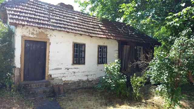 Kuća, Trosoban, Prodaja, 130m2, Svetosavska