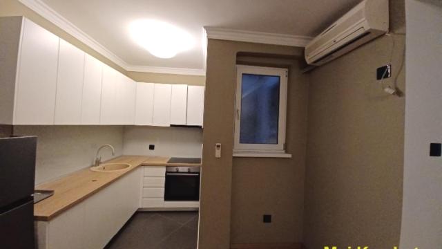 Stan, Trosoban, Izdavanje, 80m2, Slavija, Vračar, Njegoševa