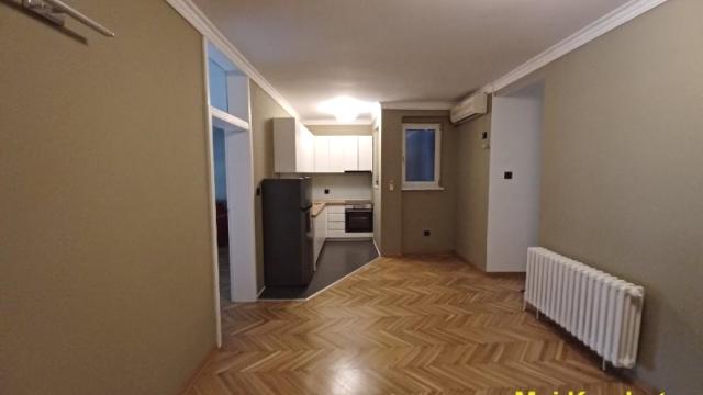 Stan, Trosoban, Izdavanje, 80m2, Slavija, Vračar, Njegoševa