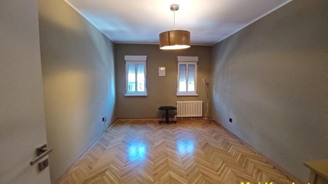 Stan, Trosoban, Izdavanje, 80m2, Slavija, Vračar, Njegoševa