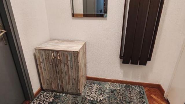 Stan, Trosoban, Izdavanje, 77m2, Profesorska kolonija, Palilula, Porečka