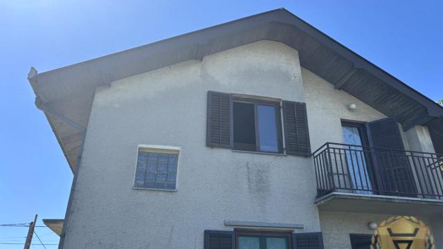 Stan, četvorosoban, Izdavanje, 84m2, Ugrinovci, Zemun, Sremska
