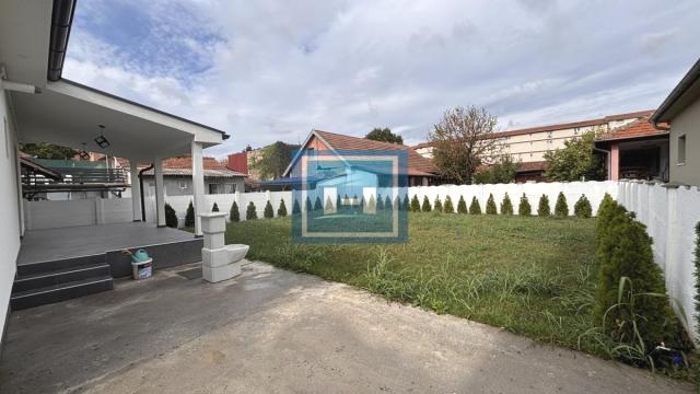 Kuća, Dvoiposoban, Prodaja, 110m2, Tabane, Gradska lokacija, Jagodina