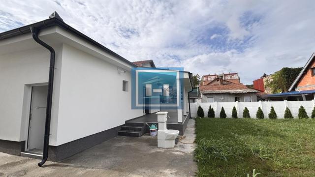 Kuća, Dvoiposoban, Prodaja, 110m2, Tabane, Gradska lokacija, Jagodina