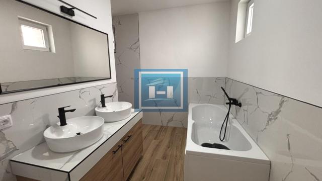Kuća, Dvoiposoban, Prodaja, 110m2, Tabane, Gradska lokacija, Jagodina