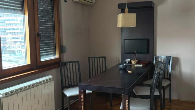 Stan, Dvosoban, Izdavanje, 72m2, Kalenić pijaca, Vračar, Maksima Gorkog