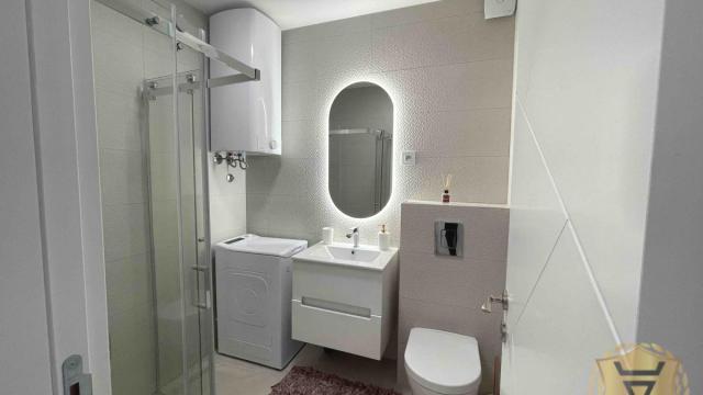 Stan, Dvosoban, Izdavanje, 40m2, Donji grad, Zemun, Bežanijska
