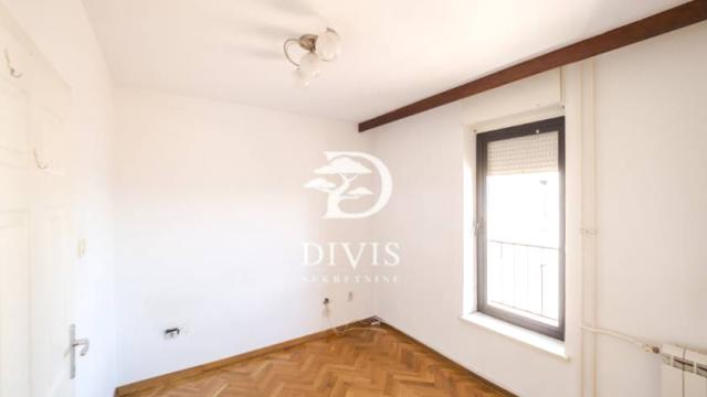 Stan, četvorosoban, Prodaja, 111m2, Dositejeva