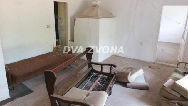 Kuća, Trosoban, Prodaja, 270m2, Centar, Gradska lokacija, Bečej