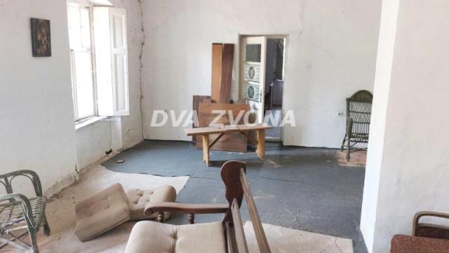 Kuća, Trosoban, Prodaja, 270m2, Centar, Gradska lokacija, Bečej