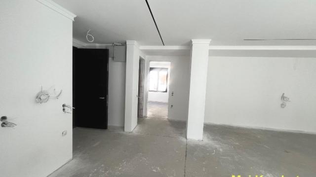 Stan, četvorosoban, Prodaja, 180m2, Hram svetog Save, Vračar, Patrijarha Varnave