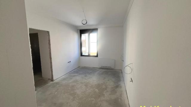 Stan, četvorosoban, Prodaja, 180m2, Hram svetog Save, Vračar, Patrijarha Varnave