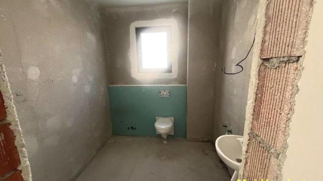 Stan, četvorosoban, Prodaja, 180m2, Hram svetog Save, Vračar, Patrijarha Varnave