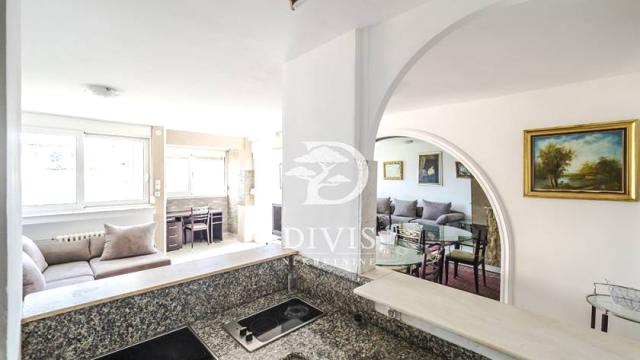 Stan, Trosoban, Prodaja, 80m2, Mis Irbijeve