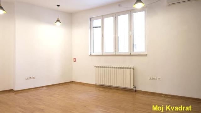 Poslovni prostor, Izdavanje, 130m2, Terazije, Stari grad, Terazije