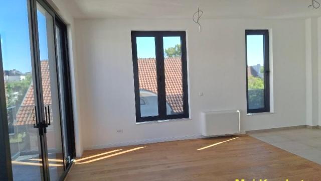 Stan, četvorosoban, Prodaja, 107m2, Pregrevica, Zemun, Pregrevica