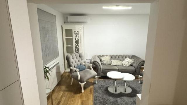 Stan, Dvoiposoban, Izdavanje, 60m2, Senjak, Savski venac, Vojislava Vučkovića