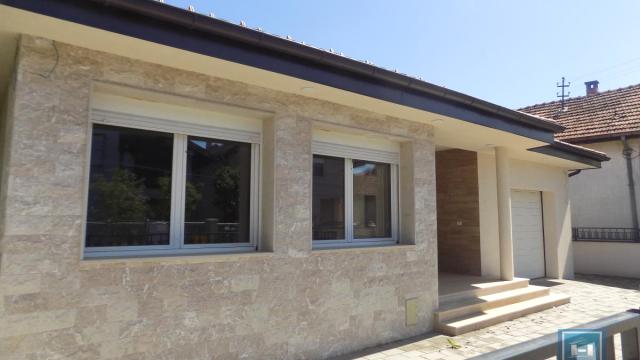 Kuća, Prodaja, 192m2, 4. juli, Gradska lokacija, Paraćin