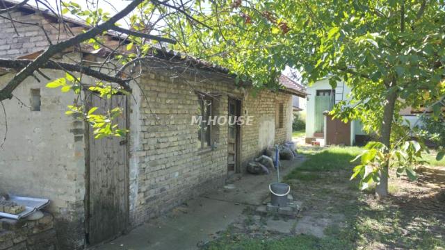 Kuća, Petosoban, Prodaja, 208m2, Logor, Gradska lokacija, Sombor