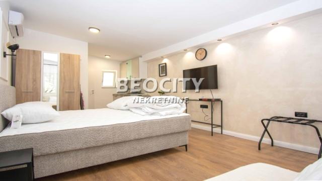Kuća, Jednosoban, Prodaja, 25m2, Kalvarija, Zemun, Vladimira Nikolića