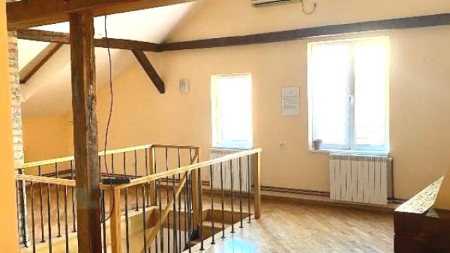 Stan, Petosoban, Izdavanje, 239m2, Kalemegdan, Stari grad, Cara Uroša