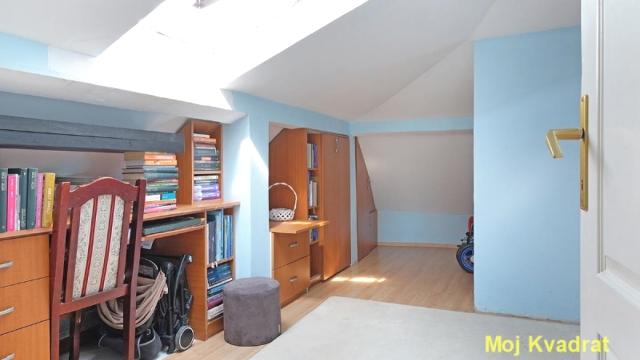 Stan, četvorosoban, Prodaja, 93m2, Galenika, Zemun, Petra Jovovića