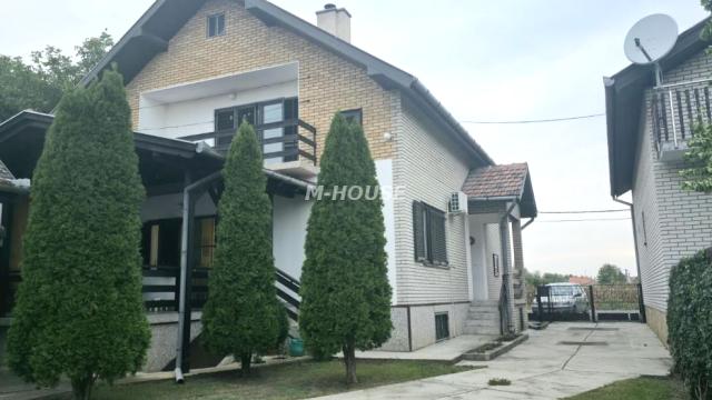 Kuća, Prodaja, 147m2, Josićko naselje, Gradska lokacija, Sombor