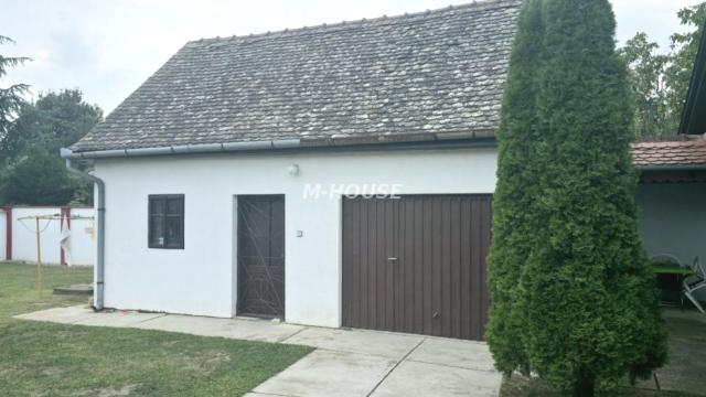 Kuća, Prodaja, 147m2, Josićko naselje, Gradska lokacija, Sombor