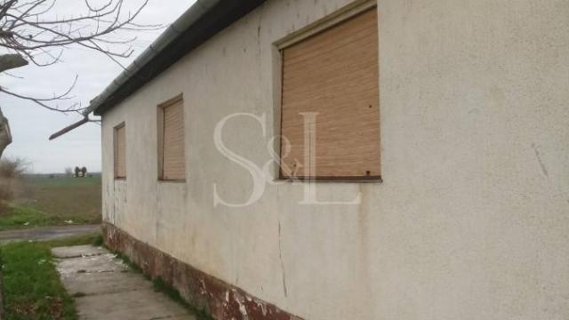 Kuća, Trosoban, Prodaja, 108m2, Širi centar, Gradska lokacija, Apatin