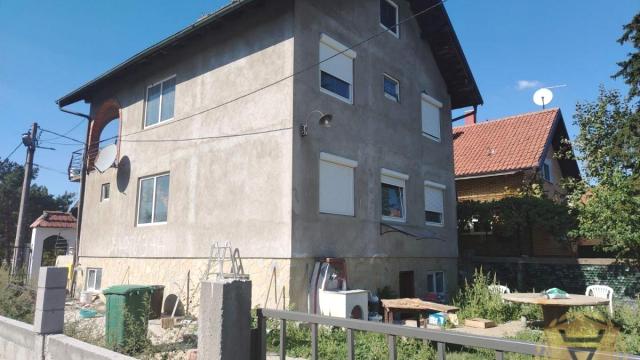 Kuća, Petosoban, Izdavanje, 240m2, Boljevci, Surčin, Ilije Radojčića Zeca
