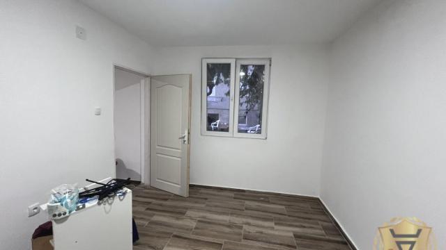Kuća, Petosoban, Izdavanje, 240m2, Boljevci, Surčin, Ilije Radojčića Zeca