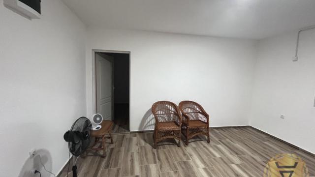 Kuća, Petosoban, Izdavanje, 240m2, Boljevci, Surčin, Ilije Radojčića Zeca