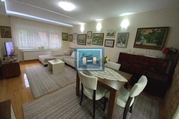 prodaja, kuca,
4-juli-grad-paracin, 960105, kuca