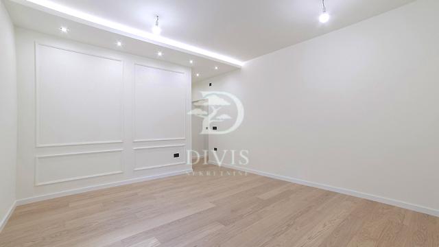 Stan, Trosoban, Prodaja, 70m2, Bulevar despota Stefana