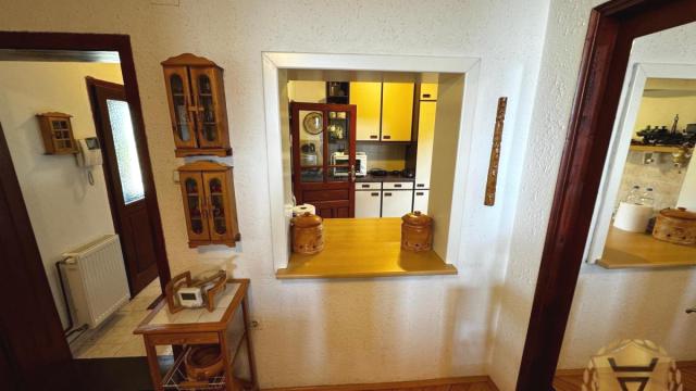 Kuća, Trosoban, Prodaja, 205m2, Arnajevo, Barajevo, Vodice