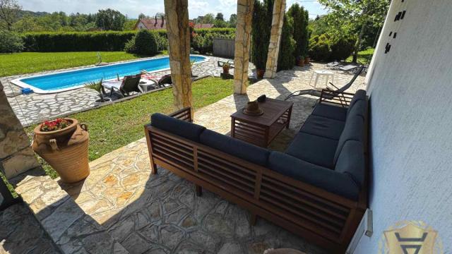 Kuća, Trosoban, Prodaja, 205m2, Arnajevo, Barajevo, Vodice