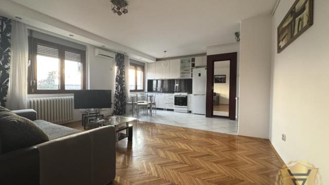 Stan, Trosoban, Izdavanje, 70m2, Obilićev venac, Stari grad, Maršala Birjuzova