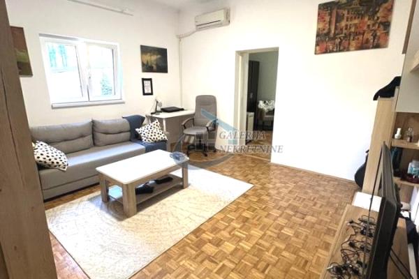 izdavanje, stanova,
slavija-vracar-beograd, 962449, dvosoban-beogradska