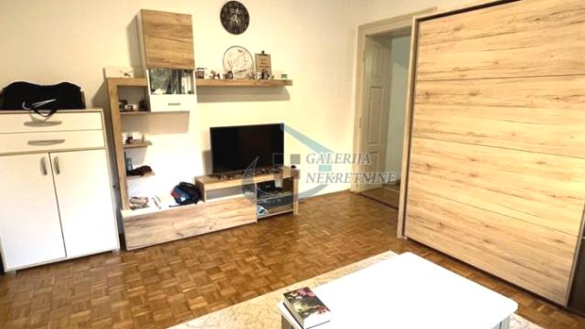 Stan, Dvosoban, Izdavanje, 52m2, Slavija, Vračar, Beogradska