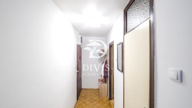 Stan, Trosoban, Prodaja, 87m2, Bulevar despota Stefana