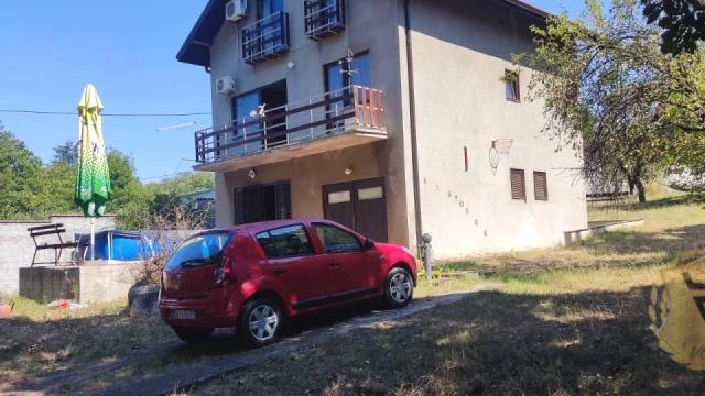 Kuća, četvorosoban, Izdavanje, 200m2, Kaludjerica, Grocka, Teslina