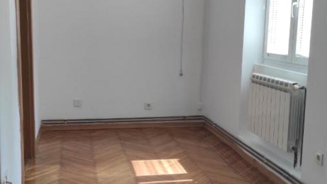 Stan, Troiposoban, Izdavanje, 70m2, Karadjordjev trg, Zemun, 22 oktobra