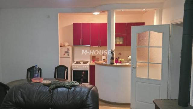 Kuća, Trosoban, Prodaja, 93m2, Mlake, Gradska lokacija, Sombor