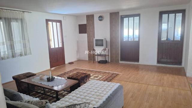 Kuća, Trosoban, Prodaja, 143m2, Stapar, Okolno mesto, Sombor